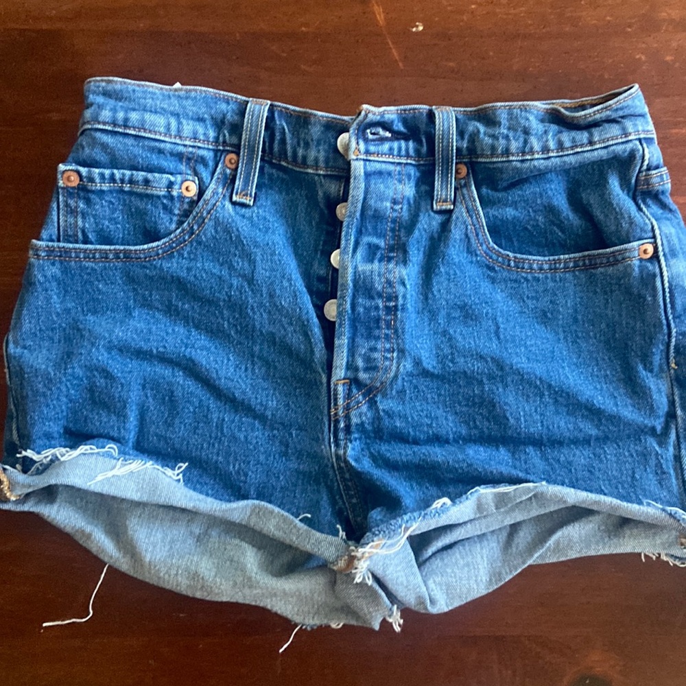 Levi shorts